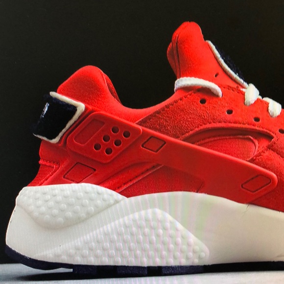 huarache run varsity